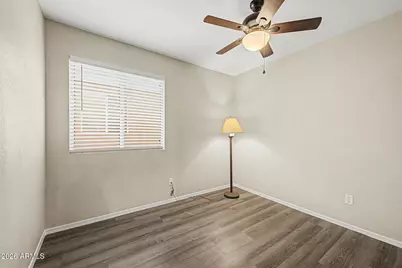 2210 E Menadota Drive, Phoenix, AZ 85024 - Photo 28