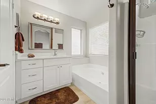 2210 E Menadota Dr, Phoenix, AZ 85024 - Photo 20
