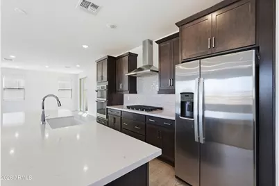 12010 W Luxton Lane, Avondale, AZ 85323 - Photo 8