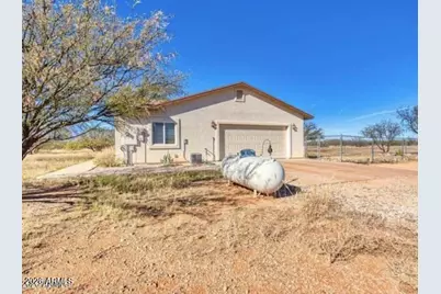 10193 E Windtalker Road, Hereford, AZ 85615 - Photo 20