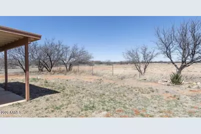 10193 E Windtalker Road, Hereford, AZ 85615 - Photo 18