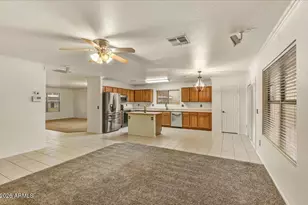 10524 W Country Club Trail, Peoria, AZ 85383 - Photo 12
