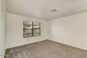 10524 W Country Club Trail, Peoria, AZ 85383 - Photo 4