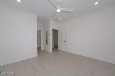 29758 N 114th Drive, Peoria, AZ 85383 - Photo 12