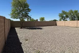11815 W Daley Ct, Sun City, AZ 85373 - Photo 12