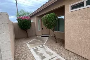 8862 W Shaw Butte Dr, Peoria, AZ 85345 - Photo 4