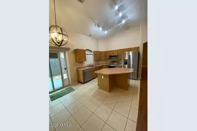 8862 W Shaw Butte Drive, Peoria, AZ 85345 - Photo 12