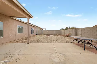 12478 W Madero Drive, Arizona City, AZ 85123 - Photo 32