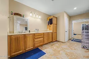 10302 W Earll Dr, Avondale, AZ 85392 - Photo 24