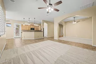 22388 N 104th Ln, Peoria, AZ 85383 - Photo 4