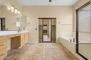 22388 N 104th Ln, Peoria, AZ 85383 - Photo 12