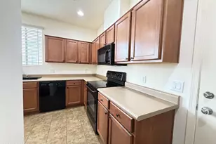 42424 N Gavilan Peak Pkwy, Anthem, AZ 85086 - Photo 12
