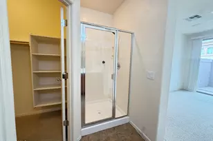 42424 N Gavilan Peak Pkwy, Anthem, AZ 85086 - Photo 18