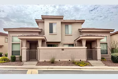 42424 N Gavilan Peak Parkway #32102, Anthem, AZ 85086 - Photo 2