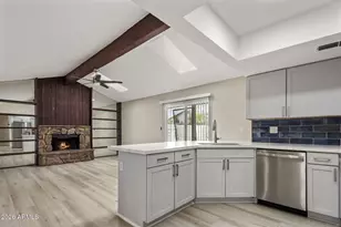 4308 W Vernon Ave, Phoenix, AZ 85035 - Photo 8
