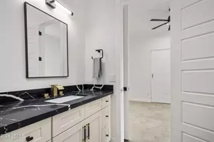 707 E Ocotillo Rd, Phoenix, AZ 85014 - Photo 20
