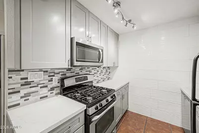 3840 N 43rd Avenue #31, Phoenix, AZ 85031 - Photo 8