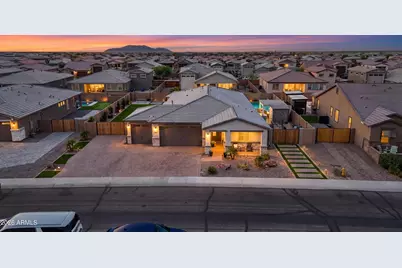 40438 W Hall Drive, Maricopa, AZ 85138 - Photo 2