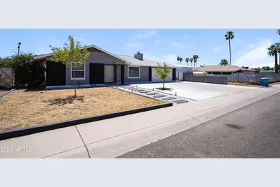 9641 N 41st Drive, Phoenix, AZ 85051 - Photo 2