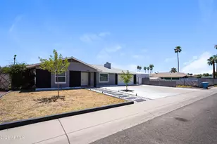 9641 N 41st Dr, Phoenix, AZ 85051 - Photo 2
