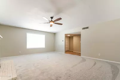 9641 N 41st Drive, Phoenix, AZ 85051 - Photo 6