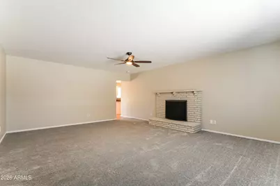 9641 N 41st Drive, Phoenix, AZ 85051 - Photo 10