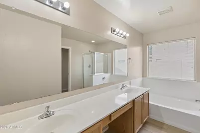 1576 E Gabrilla Drive, Casa Grande, AZ 85122 - Photo 8