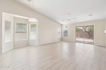 1576 E Gabrilla Drive, Casa Grande, AZ 85122 - Photo 4