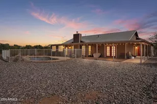 15856 W Skinner Rd, Surprise, AZ 85387 - Photo 2