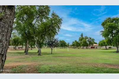 1359 W Larona Lane, Tempe, AZ 85284 - Photo 60