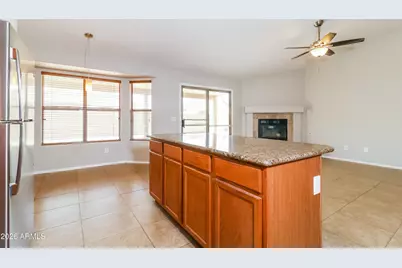 12735 W Edgemont Avenue, Avondale, AZ 85392 - Photo 4