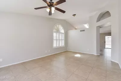 12735 W Edgemont Avenue, Avondale, AZ 85392 - Photo 8