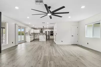 9402 N 18th Street N, Phoenix, AZ 85020 - Photo 6
