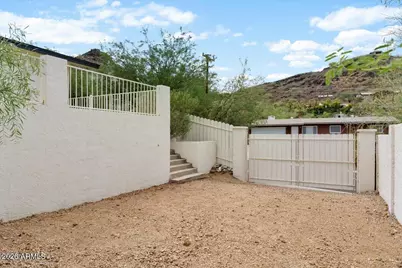 9402 N 18th Street N, Phoenix, AZ 85020 - Photo 46