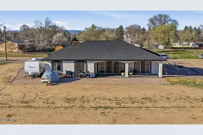 925 E Aztec Drive, Chino Valley, AZ 86323 - Photo 12
