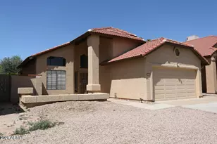 924 E Manor Dr, Chandler, AZ 85225 - Photo 2