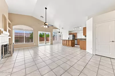 1109 E Montoya Lane, Phoenix, AZ 85024 - Photo 16