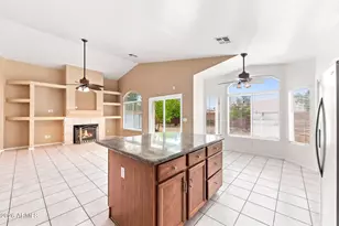 1109 E Montoya Ln, Phoenix, AZ 85024 - Photo 12