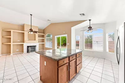 1109 E Montoya Lane, Phoenix, AZ 85024 - Photo 10