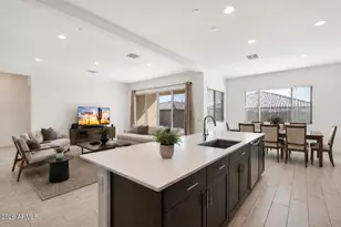 9329 W Sells Dr, Phoenix, AZ 85037 - Photo 4