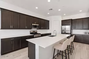 9329 W Sells Dr, Phoenix, AZ 85037 - Photo 6