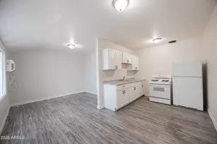 864 E Chandler Blvd, Chandler, AZ 85225 - Photo 6