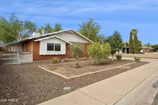 4201 W Tuckey Ln, Phoenix, AZ 85019 - Photo 2