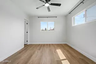 3321 E Belleview St, Phoenix, AZ 85008 - Photo 16
