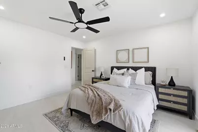 1238 E Almeria Road, Phoenix, AZ 85006 - Photo 12