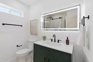 1238 E Almeria Rd, Phoenix, AZ 85006 - Photo 18