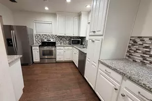 2854 N Greenfield Rd, Phoenix, AZ 85006 - Photo 4