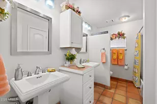 5834 E Waltann Ln, Scottsdale, AZ 85254 - Photo 16