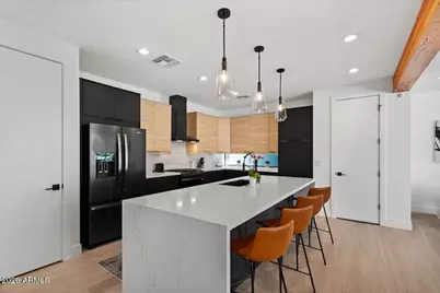 230 W Monterosa Street, Phoenix, AZ 85013 - Photo 8