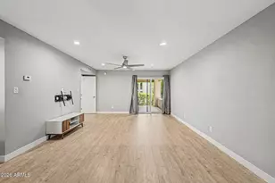 9465 N 92nd St, Scottsdale, AZ 85258 - Photo 10